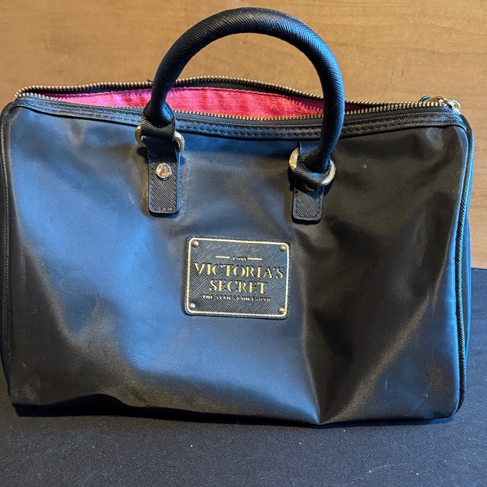 Victoria's Secret Black Toiletry Bag with Pink Lining